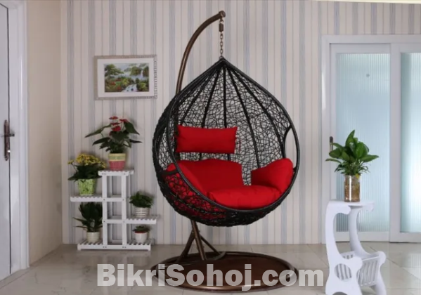 Hanging swing chair